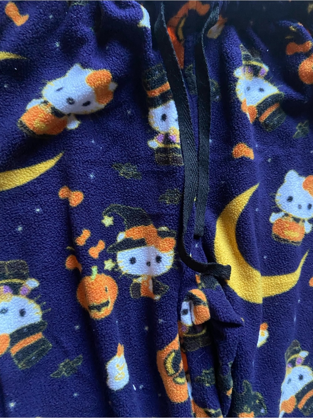 Hello Kitty Halloween Fleece Pajama Pants Purple Cute Cozy Lounge Pants - Picture 3 of 3